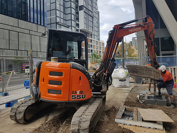 5 Reasons You Should Have Excavator Hire with Operator For Your Project