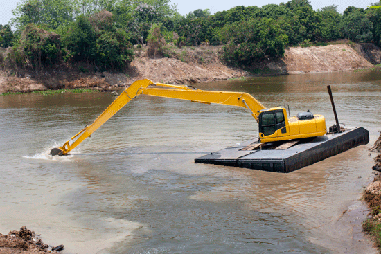 Navigating Land and Water: The Versatility of Amphibious Excavators